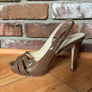 Kate Spade ♠️ Patent leather peep toe